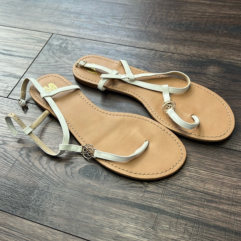 Victoria’s Secret Cream Leather Thong Sandals